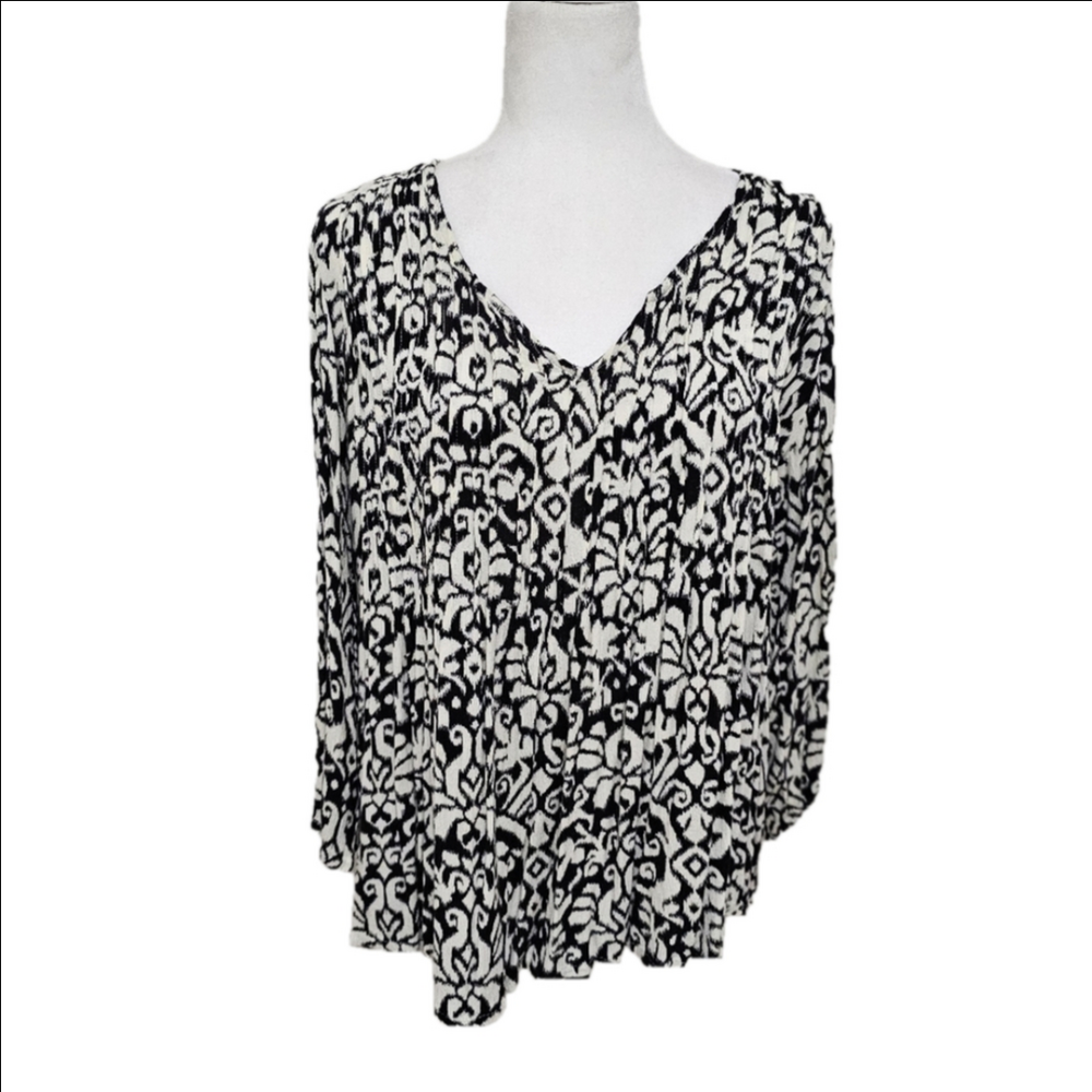 World Market Bohemian Loosefit Flowy Blouse Black/ White Print Womens Si…